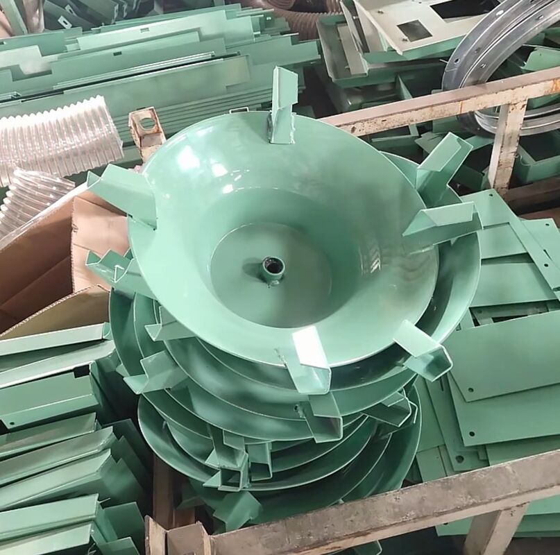 Ein 6-Tonnen-Smart-Getreide-Trockner, für kleine Betriebe konzipiert, kostengünstig und mit hoher Rendite.